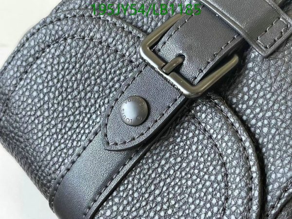 Louis Vuitton 1:1 Mirror Replica Christopher XS Crossbody Bag LB11851245694