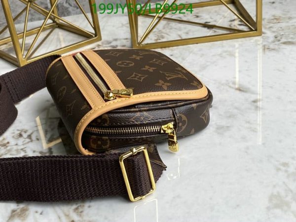 Louis Vuitton 11 Mirror Replica Classic Monogram Bosphore MM Messenger Bag LB99243031245