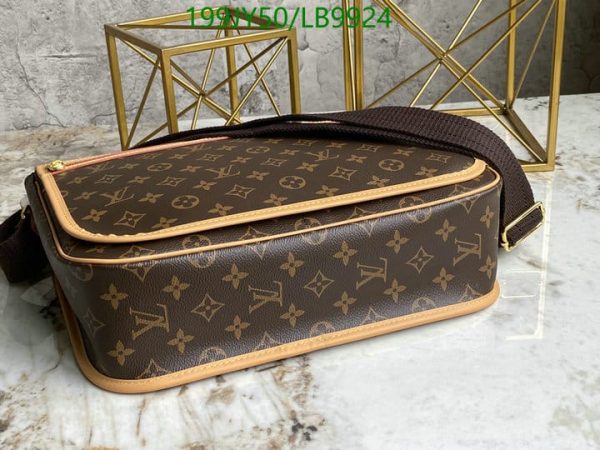 Louis Vuitton 11 Mirror Replica Classic Monogram Bosphore MM Messenger Bag LB99243031245