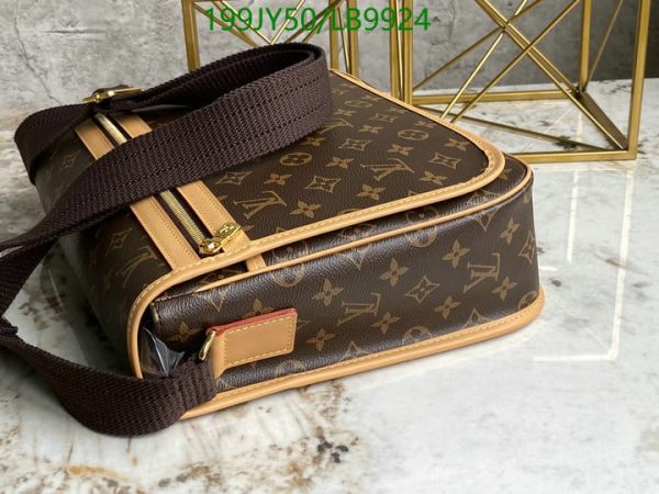 Louis Vuitton 11 Mirror Replica Classic Monogram Bosphore MM Messenger Bag LB99243031245