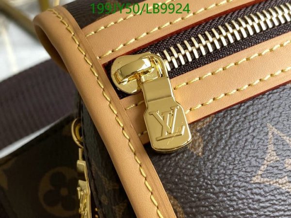 Louis Vuitton 11 Mirror Replica Classic Monogram Bosphore MM Messenger Bag LB99243031245