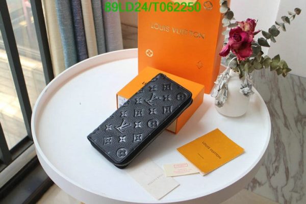 Louis Vuitton 1:1 Mirror Replica Clemence Empreinte Wallet T062250563148