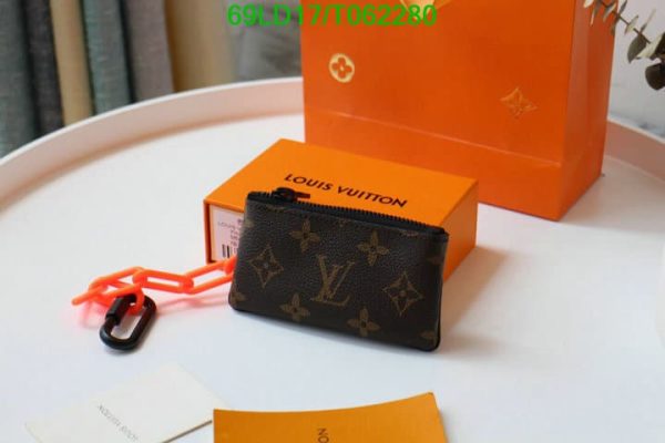 Louis Vuitton 1:1 Mirror Replica Cloth Small Bag T062280702438