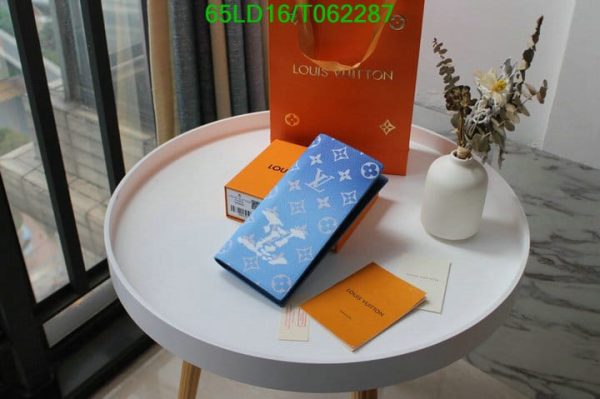 Louis Vuitton 1:1 Mirror Replica Clouds Brazza Wallet T062287578643