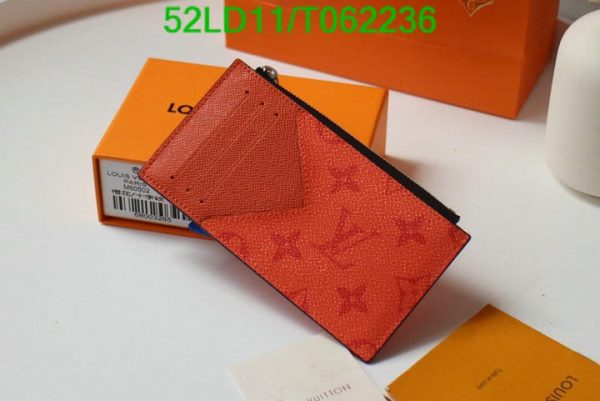 Louis Vuitton 1:1 Mirror Replica Coin Card Holder T062236563214