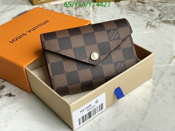 Louis Vuitton 1:1 Mirror Replica Compact Victorine Wallet YT44272654896