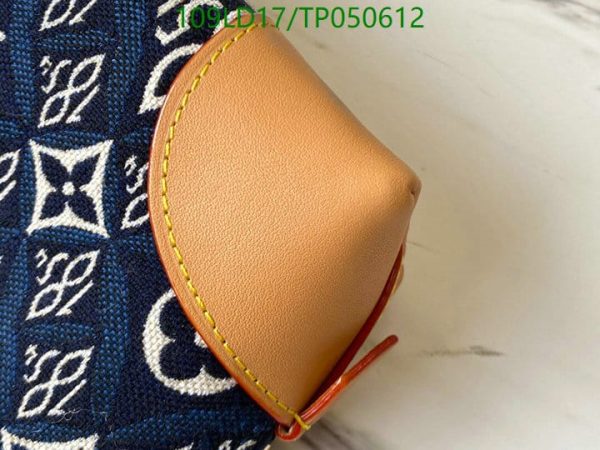 Louis Vuitton 1:1 Mirror Replica Cosmetic Pouch Limited Edition Since  TP05061276894