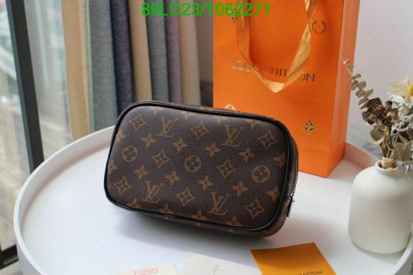 Louis Vuitton 1:1 Mirror Replica Cosmetic Pouch T062271820346