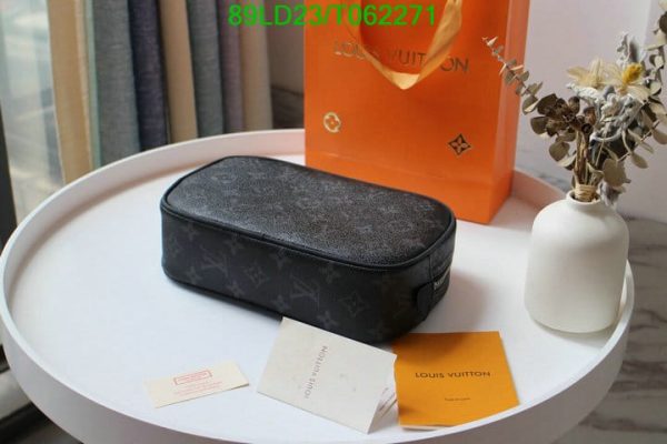 Louis Vuitton 1:1 Mirror Replica Cosmetic Pouch T062271820346