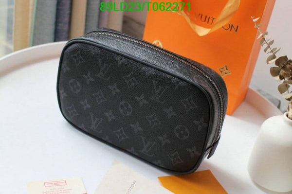 Louis Vuitton 1:1 Mirror Replica Cosmetic Pouch T062271820346