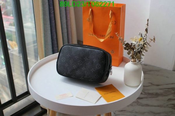 Louis Vuitton 1:1 Mirror Replica Cosmetic Pouch T062271820346