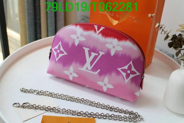 Louis Vuitton 1:1 Mirror Replica Cosmetic Pouch T062281703456