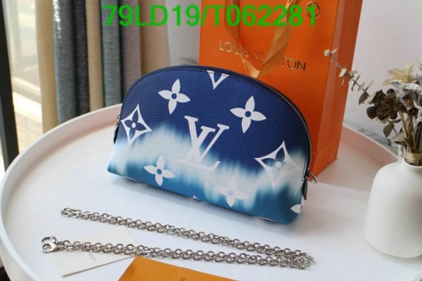 Louis Vuitton 1:1 Mirror Replica Cosmetic Pouch T062281703456