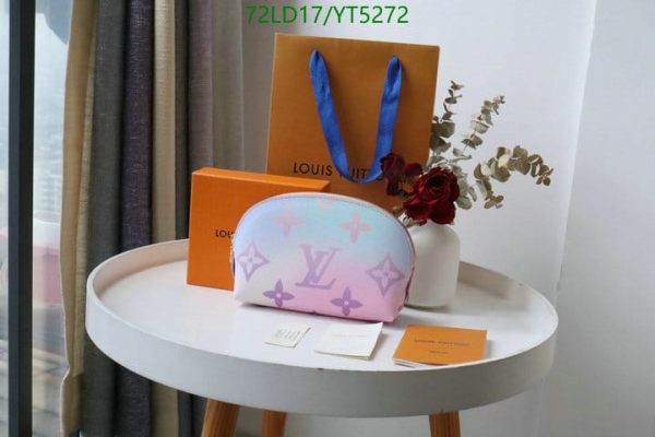 Louis Vuitton 1:1 Mirror Replica Cosmetic Pouch YT52725079342