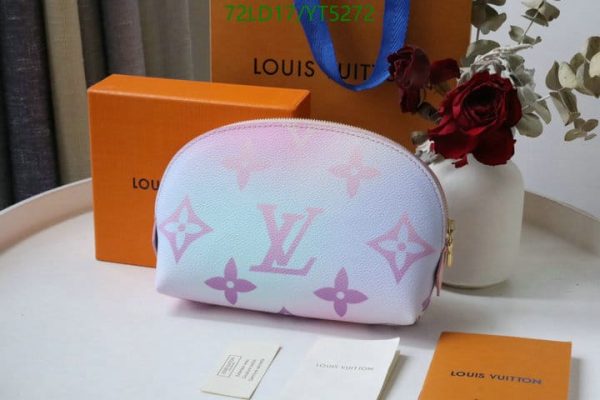 Louis Vuitton 1:1 Mirror Replica Cosmetic Pouch YT52725079342