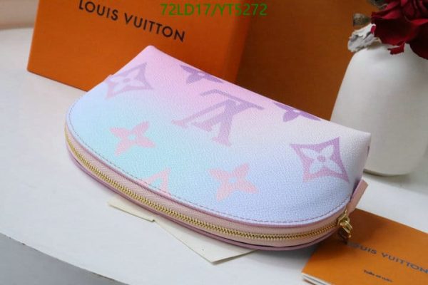 Louis Vuitton 1:1 Mirror Replica Cosmetic Pouch YT52725079342