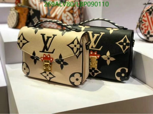 Louis Vuitton 1:1 Mirror Replica Crafty Pochette Metis Black LBP0901107854