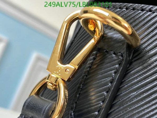 Louis Vuitton 1:1 Mirror Replica Crafty Twist MM Bag LBL0831013125