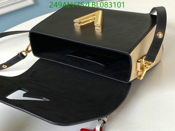 Louis Vuitton 1:1 Mirror Replica Crafty Twist MM Bag LBL0831013125