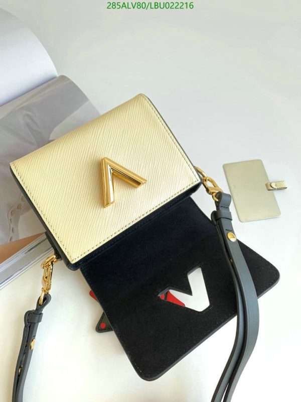 Louis Vuitton 1:1 Mirror Replica Crafty Twist MM Bag LBU0222162367