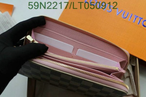 Louis Vuitton 1:1 Mirror Replica Damier Azur Wallet LT05091256318