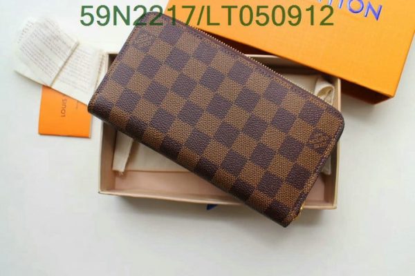 Louis Vuitton 1:1 Mirror Replica Damier Azur Wallet LT05091256318