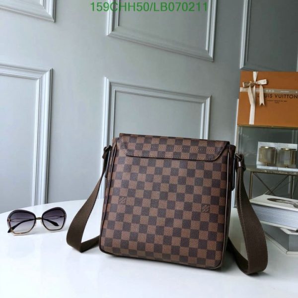 Louis Vuitton 1:1 Mirror Replica Damier Ebene Canvas District MM Bag  LB07021141235