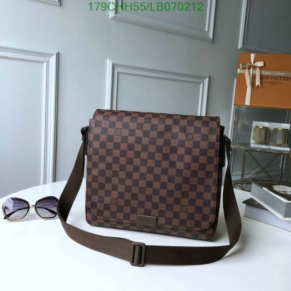 Louis Vuitton 1:1 Mirror Replica Damier Ebene Canvas District MM Bag LB07021241235