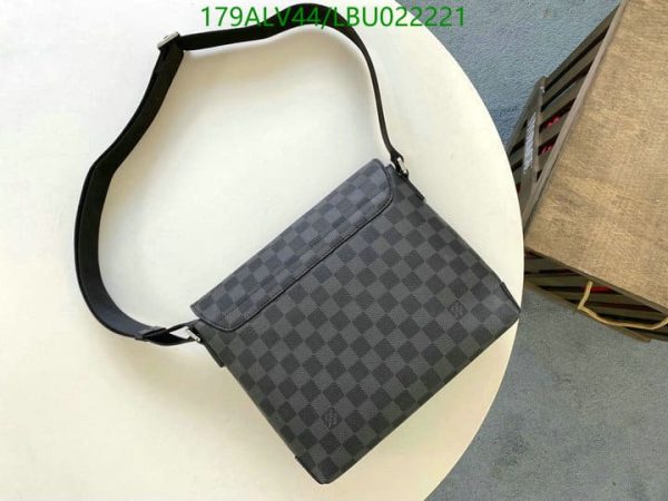 Louis Vuitton 1:1 Mirror Replica Damier Graphite Canvas Messenger Bag LBU0222217345