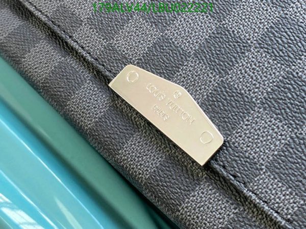 Louis Vuitton 1:1 Mirror Replica Damier Graphite Canvas Messenger Bag LBU0222217345