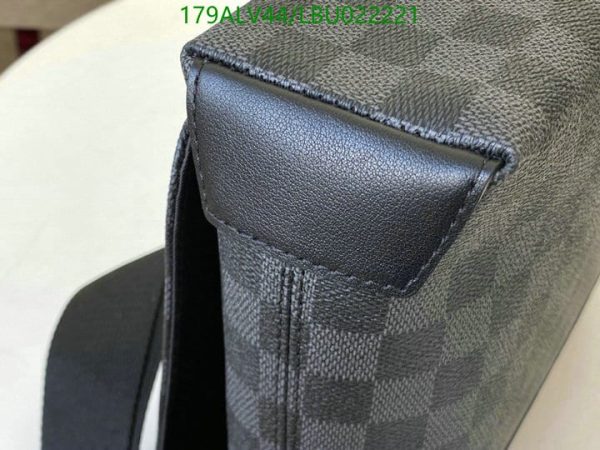 Louis Vuitton 1:1 Mirror Replica Damier Graphite Canvas Messenger Bag LBU0222217345