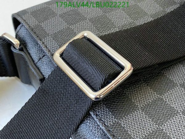 Louis Vuitton 1:1 Mirror Replica Damier Graphite Canvas Messenger Bag LBU0222217345