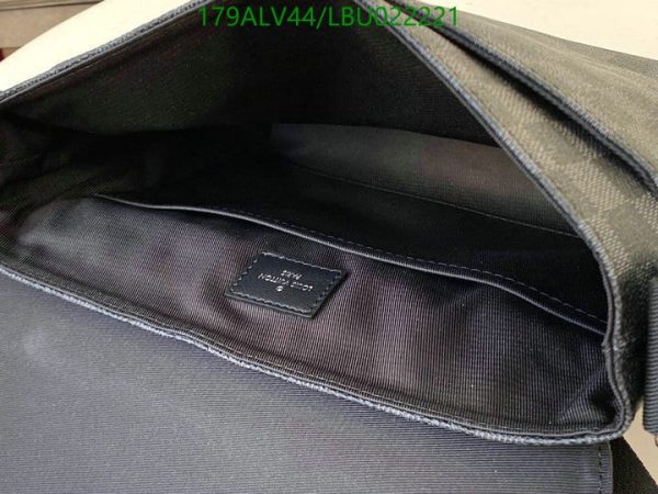 Louis Vuitton 1:1 Mirror Replica Damier Graphite Canvas Messenger Bag LBU0222217345