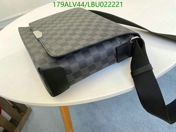 Louis Vuitton 1:1 Mirror Replica Damier Graphite Canvas Messenger Bag LBU0222217345