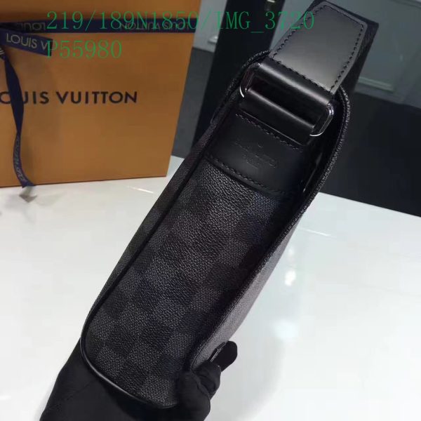 Louis Vuitton 1:1 Mirror Replica Damier Graphite League District Messenger PM LB11308431278