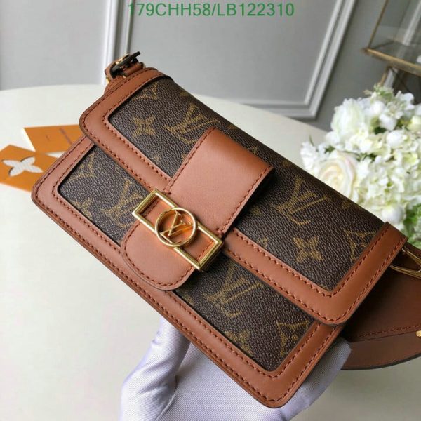 Louis Vuitton 1:1 Mirror Replica  Daphne Bum Bag LB12231041234