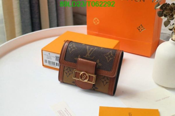 Louis Vuitton 1:1 Mirror Replica Dauphine Compact Wallet T062292578624