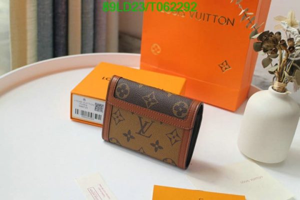 Louis Vuitton 1:1 Mirror Replica Dauphine Compact Wallet T062292578624