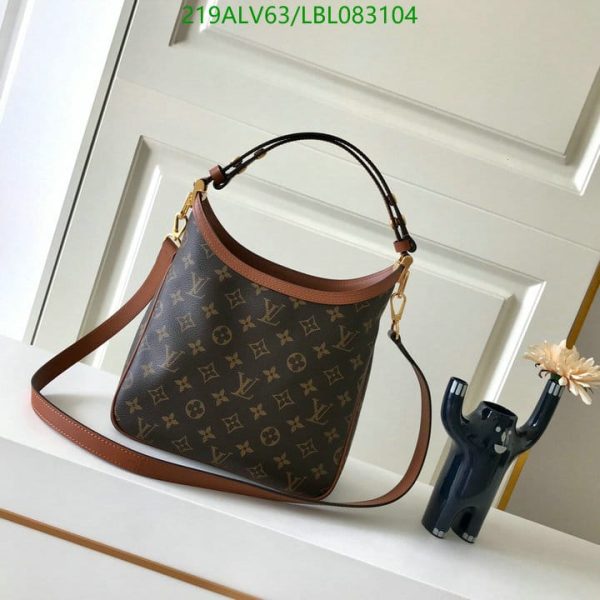 Louis Vuitton 1:1 Mirror Replica Dauphine Hobo Reverse Bag LBL0831042635