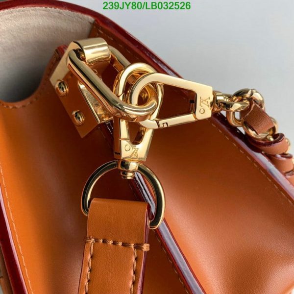 Louis Vuitton 1:1 Mirror Replica  Dauphine MM Bag LB03252623659