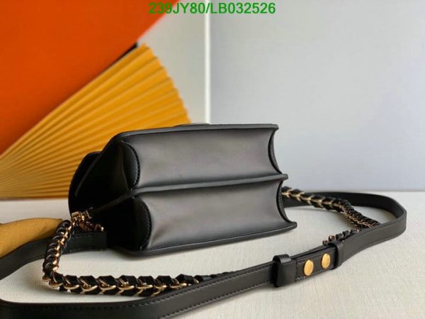 Louis Vuitton 1:1 Mirror Replica  Dauphine MM Bag LB03252623659