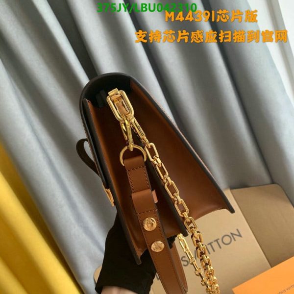 Louis Vuitton 1:1 Mirror Replica  Dauphine MM Bag LBU0423101235