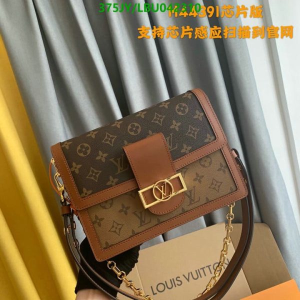 Louis Vuitton 1:1 Mirror Replica  Dauphine MM Bag LBU0423101235