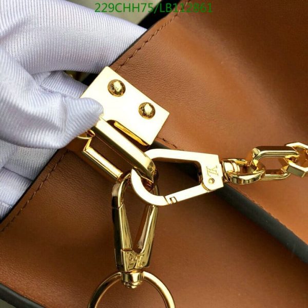 Louis Vuitton 1:1 Mirror Replica Dauphine MM Flap Crossbody Chain Bag LB11286112694