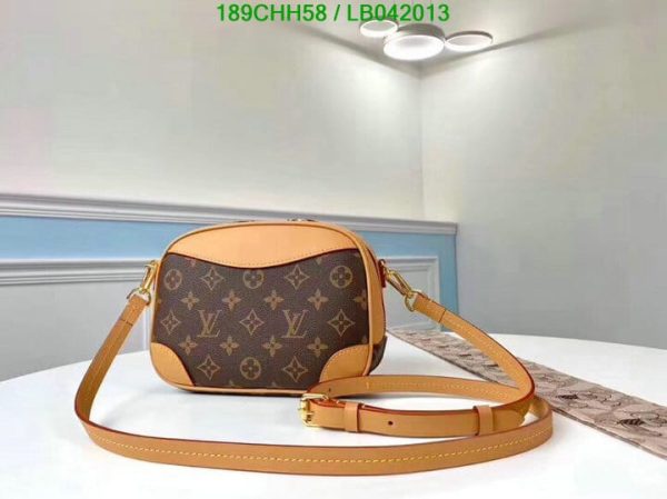 Louis Vuitton 1:1 Mirror Replica Deauville Handbag LB03252623694