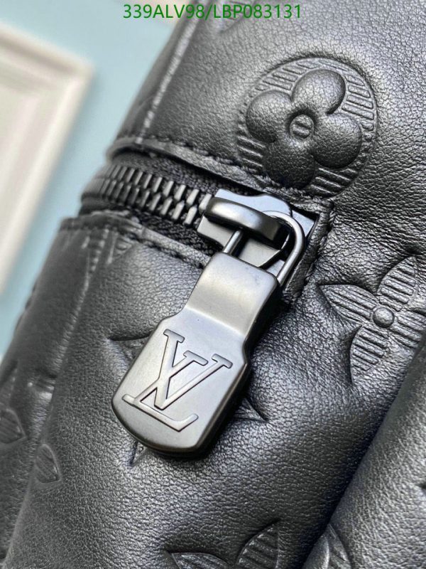 Louis Vuitton 1:1 Mirror Replica Discovery Backpack LBP0831311258