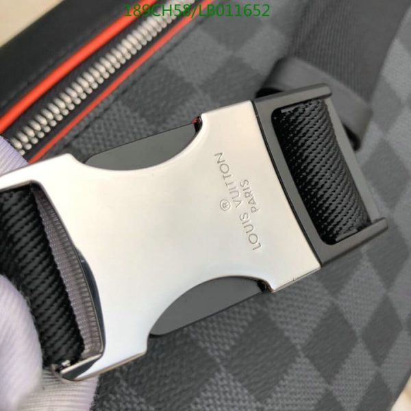 Louis Vuitton 1:1 Mirror Replica Discovery Bumbag LB01165283127