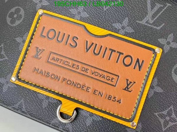 Louis Vuitton 1:1 Mirror Replica Discovery Waist Bag LB04213084231