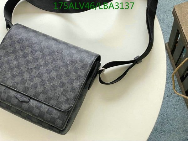 Louis Vuitton 1:1 Mirror Replica District MM Shoulder Messenger Bag LBA3137763459