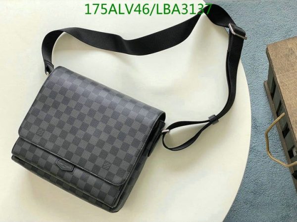 Louis Vuitton 1:1 Mirror Replica District MM Shoulder Messenger Bag LBA3137763459